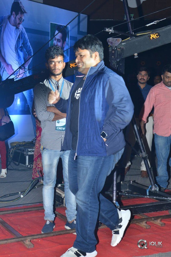 Mr-Majnu-Movie-Pre-Release-Event-Photos